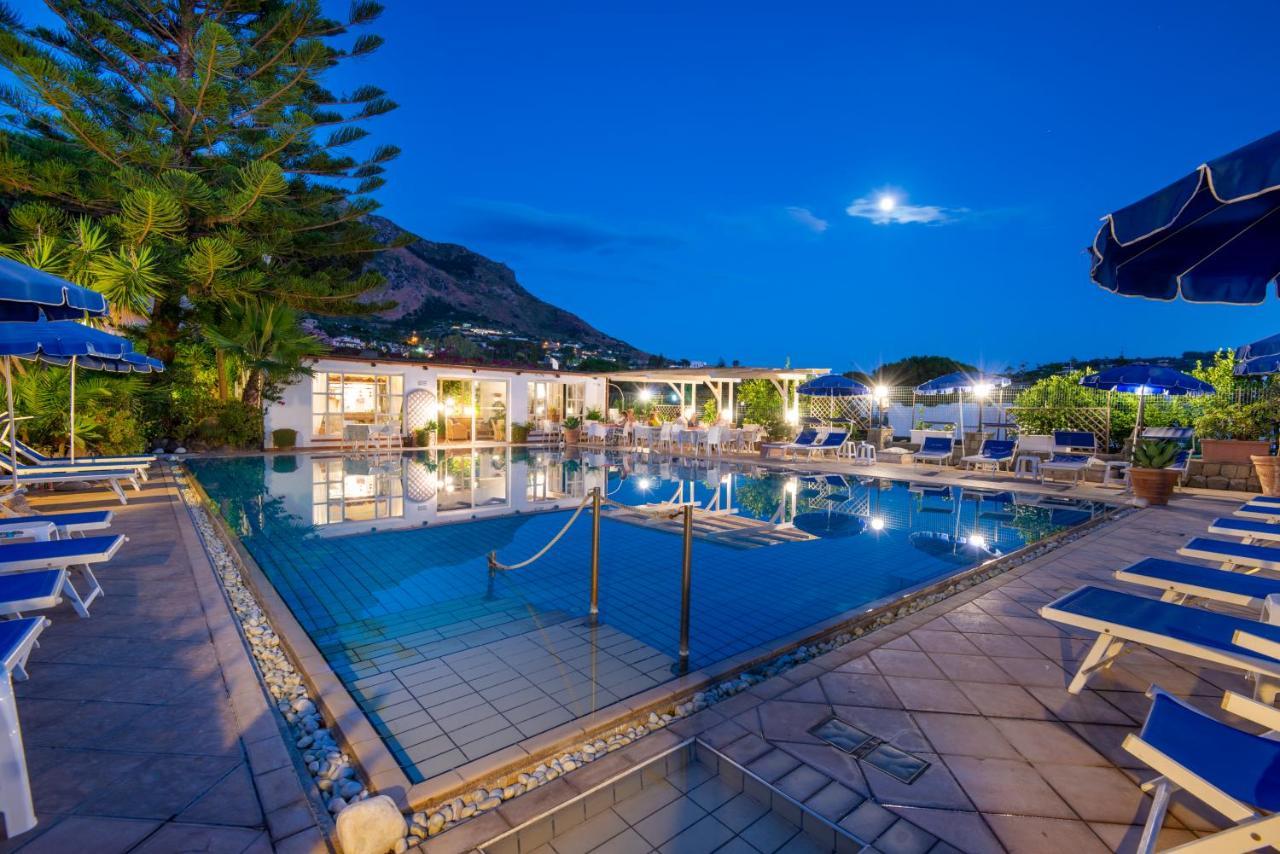 Hotel Villa Melodie (Adults Only) Форио Экстерьер фото